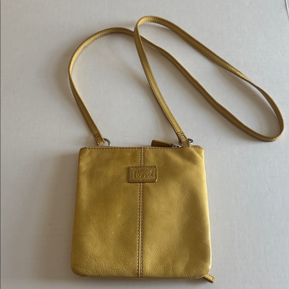 Fossil Women’s Leather Crossbody Bag